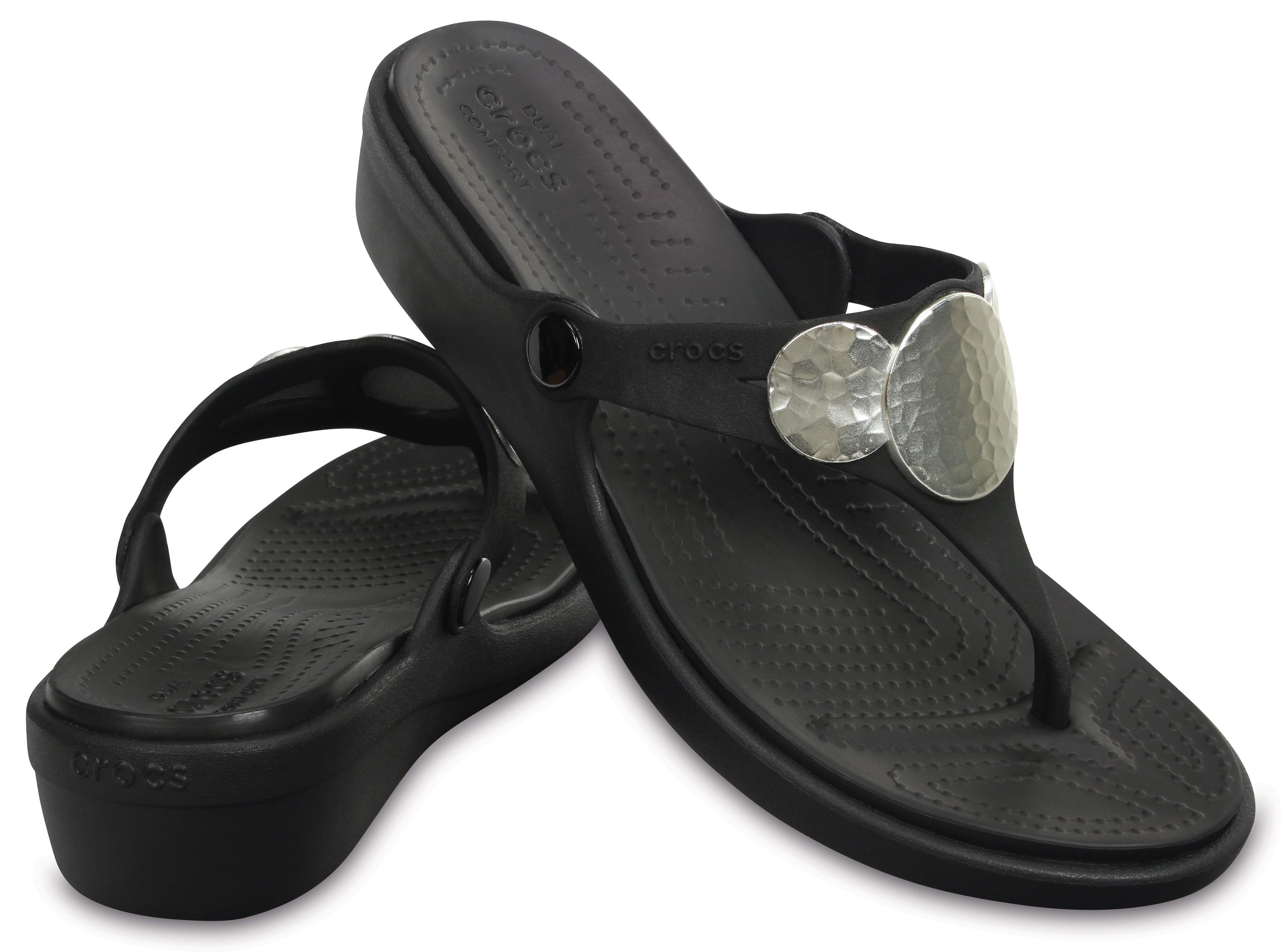 crocs sanrah circle embellishment sandal