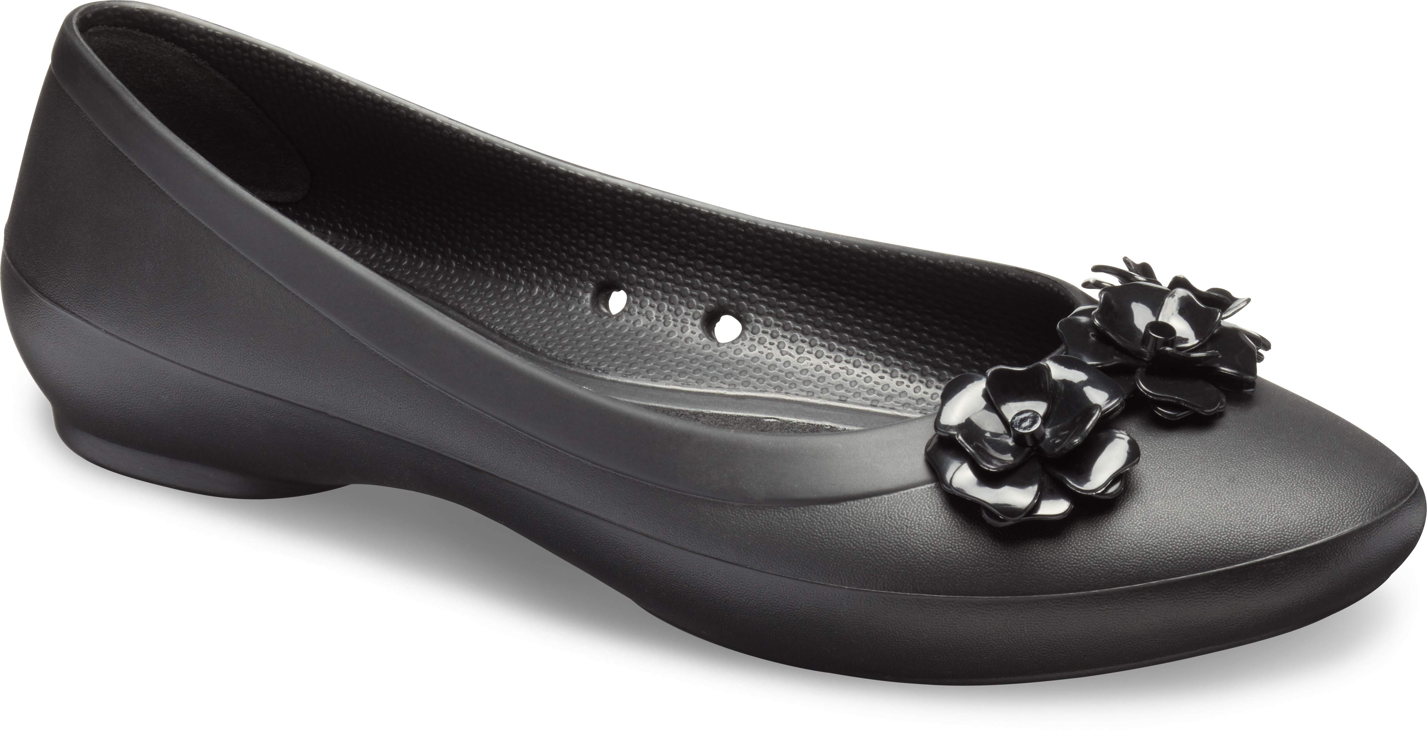 black flat crocs