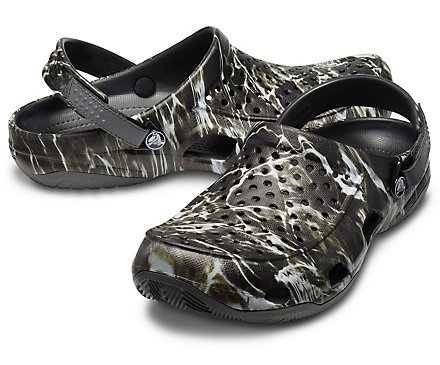 Crocs: 70% Off Styles for the ENTIRE Family while they last!