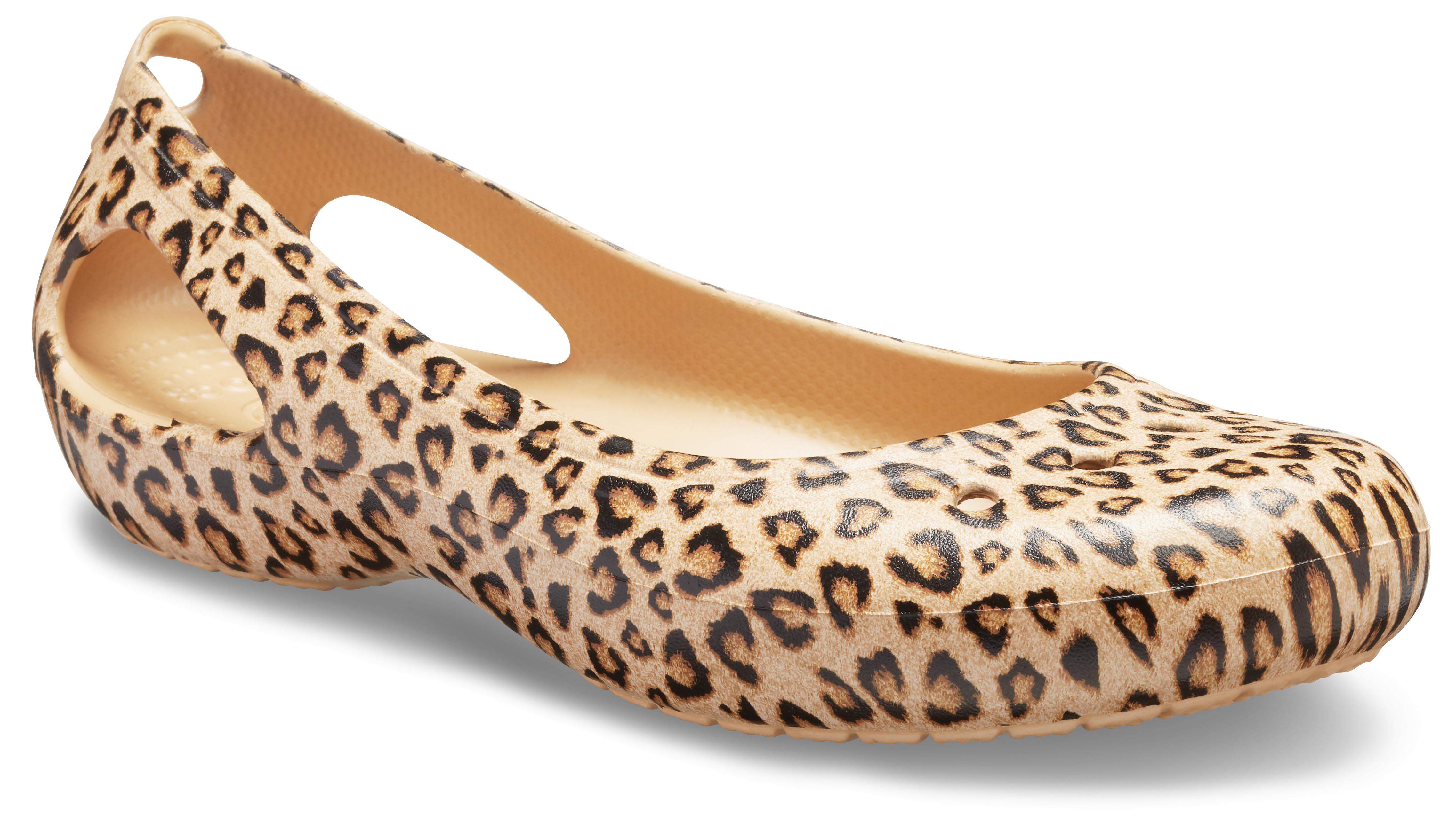 Crocs Womens Womens Kadee Leopard Print Flat|Casual Dress Shoe|Comfort Fashion Flat Ballet Flat