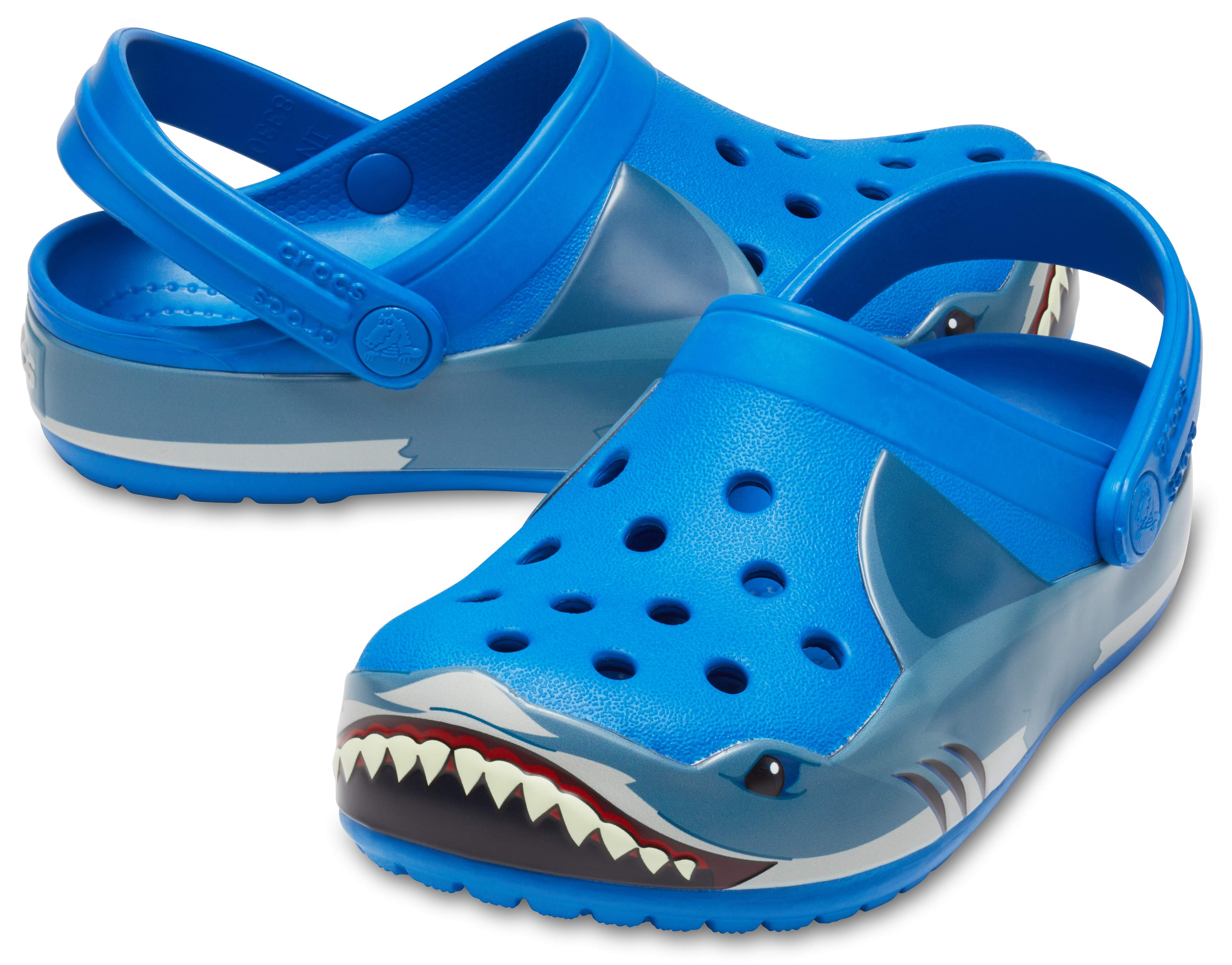 shark crocs boys
