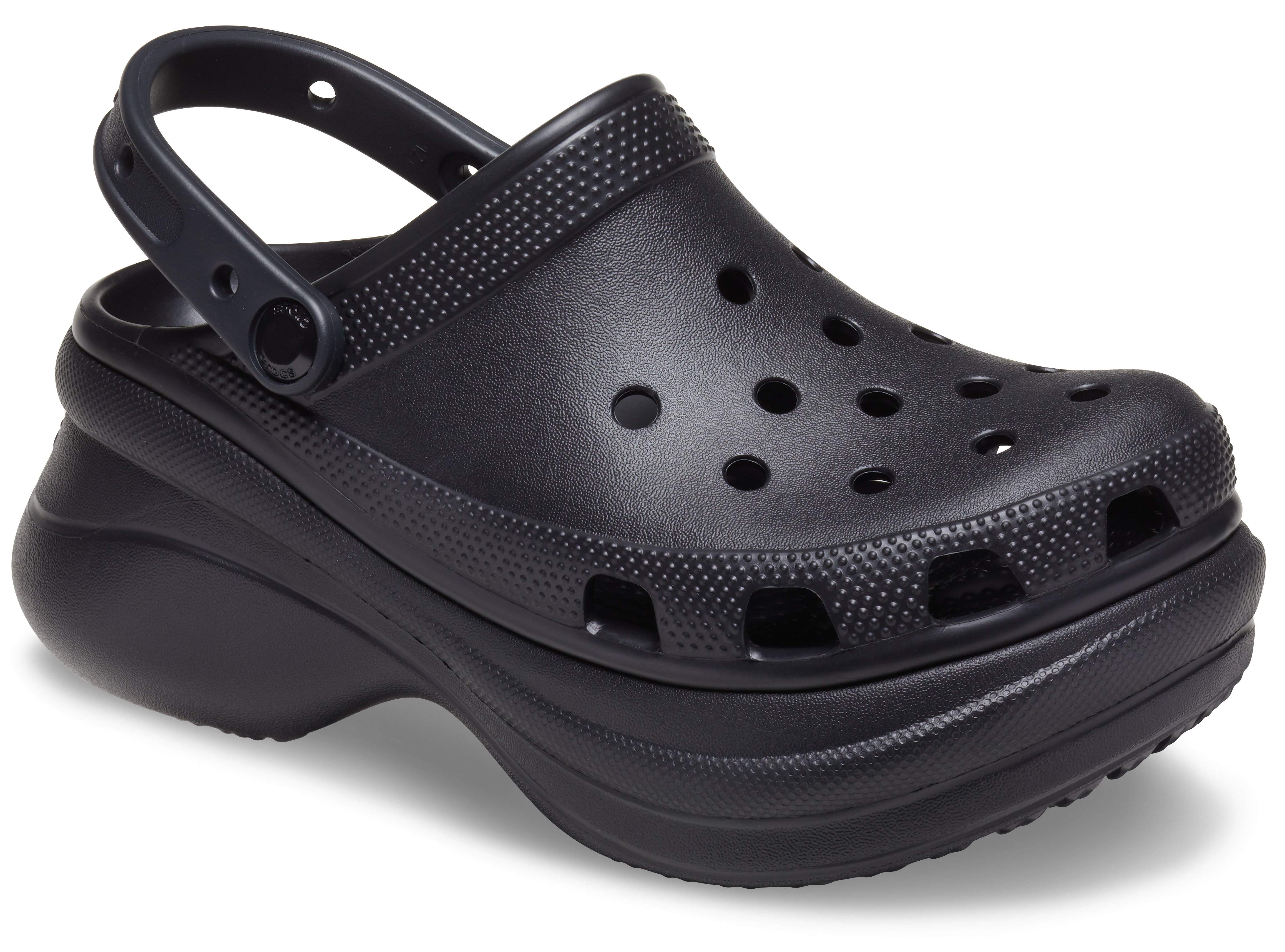Кроксы на платформе женские. Crocs Classic platform Clog w. Сабо Crocs Classic Clog. Сабо Crocs Classic platform Clog w. Crocs Bae Clog women's Classic Black.