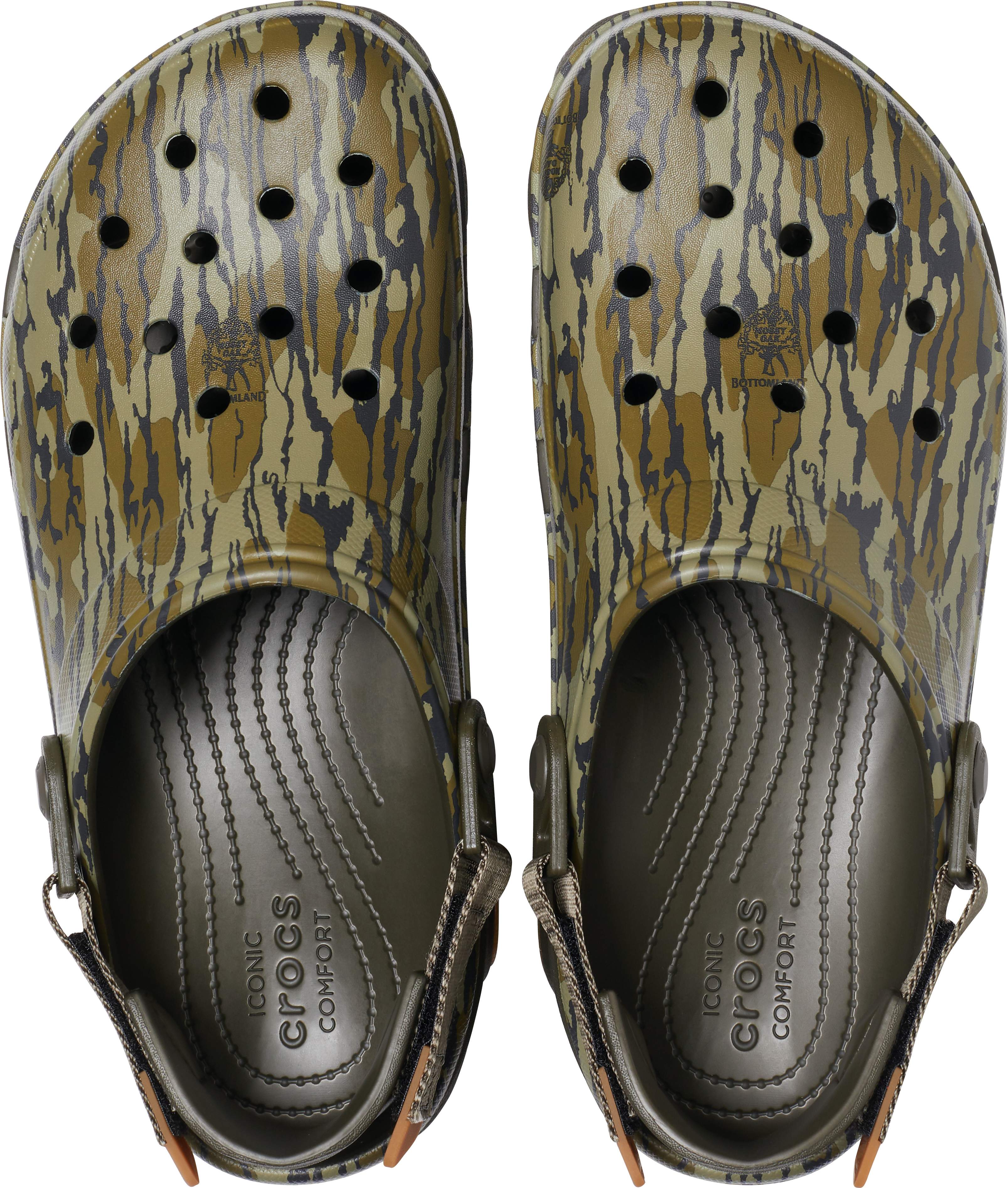 mossy oak bottomland camo crocs