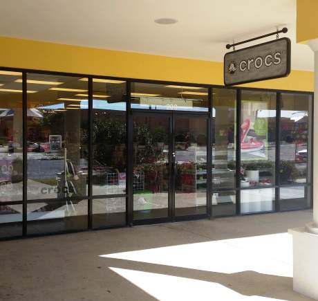 croc store at tanger outlet