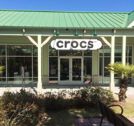 crocs store tanger outlet mall