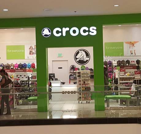 crocs store nearest me