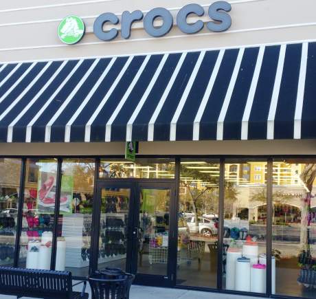 crocs showroom in prozone mall