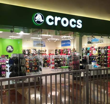 crocs showroom near me
