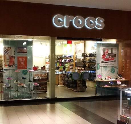 crocs countryside mall