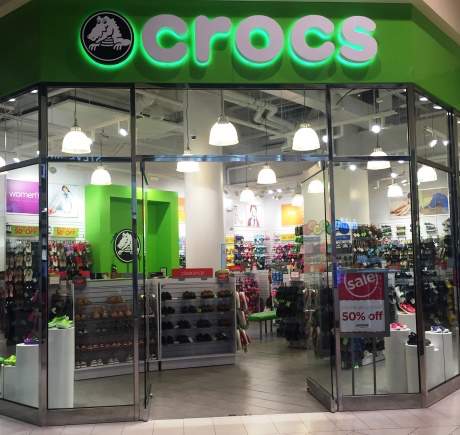 crocs near me in store