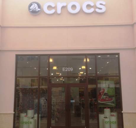 crocs in sawgrass mall