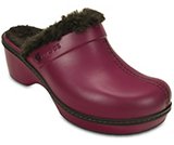 crocs cobbler fuzz clog